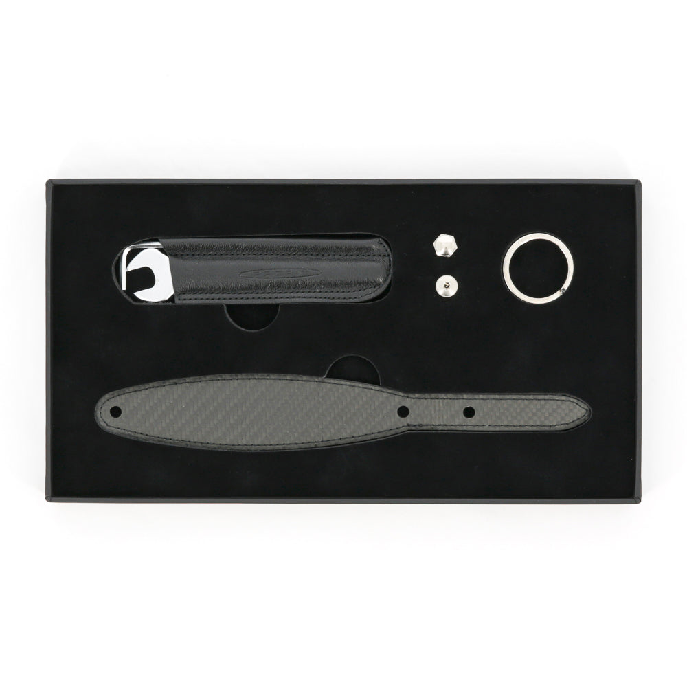 Leather key ring with black carbon fiber inserts kit | Aznom